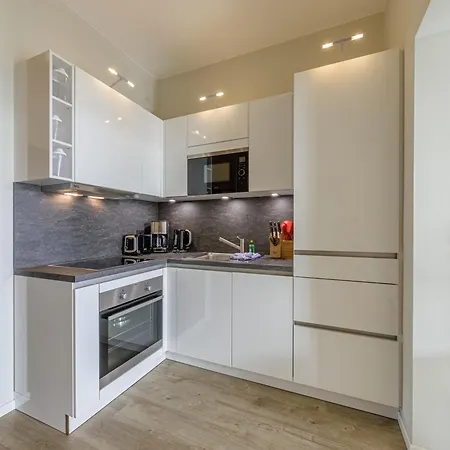 Alte Seefahrtschule - Zwei Wasser App 11 