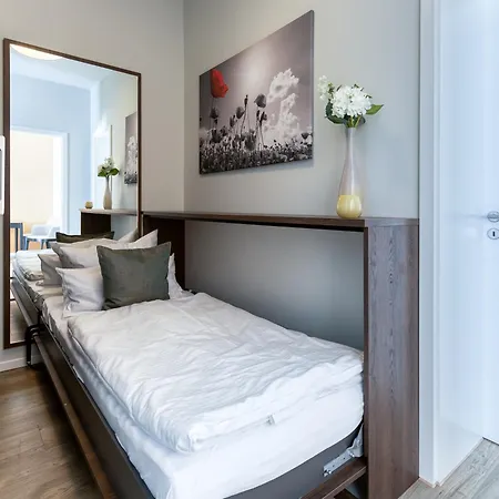 Alte Seefahrtschule - Zwei Wasser App 11 